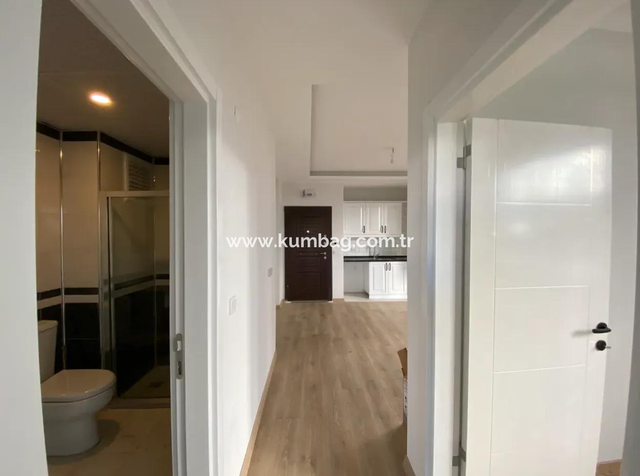 Kumbağ'da Havuzlu Ve Bahçeli 2+1 Lüks Yazlik