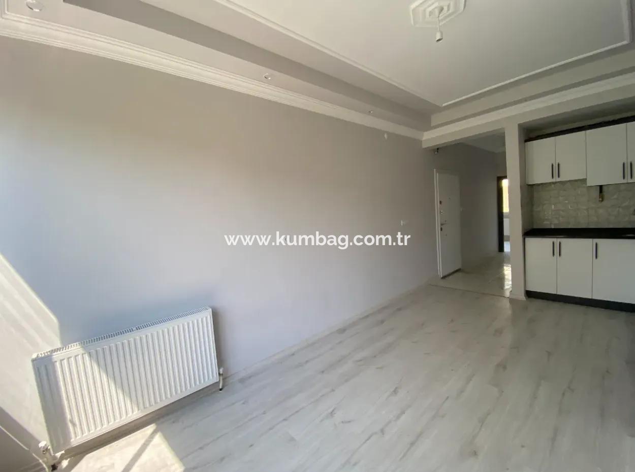 Kumbağ Market Street 2 1 Sommerhaus Zum Verkauf (Ohne Provision)