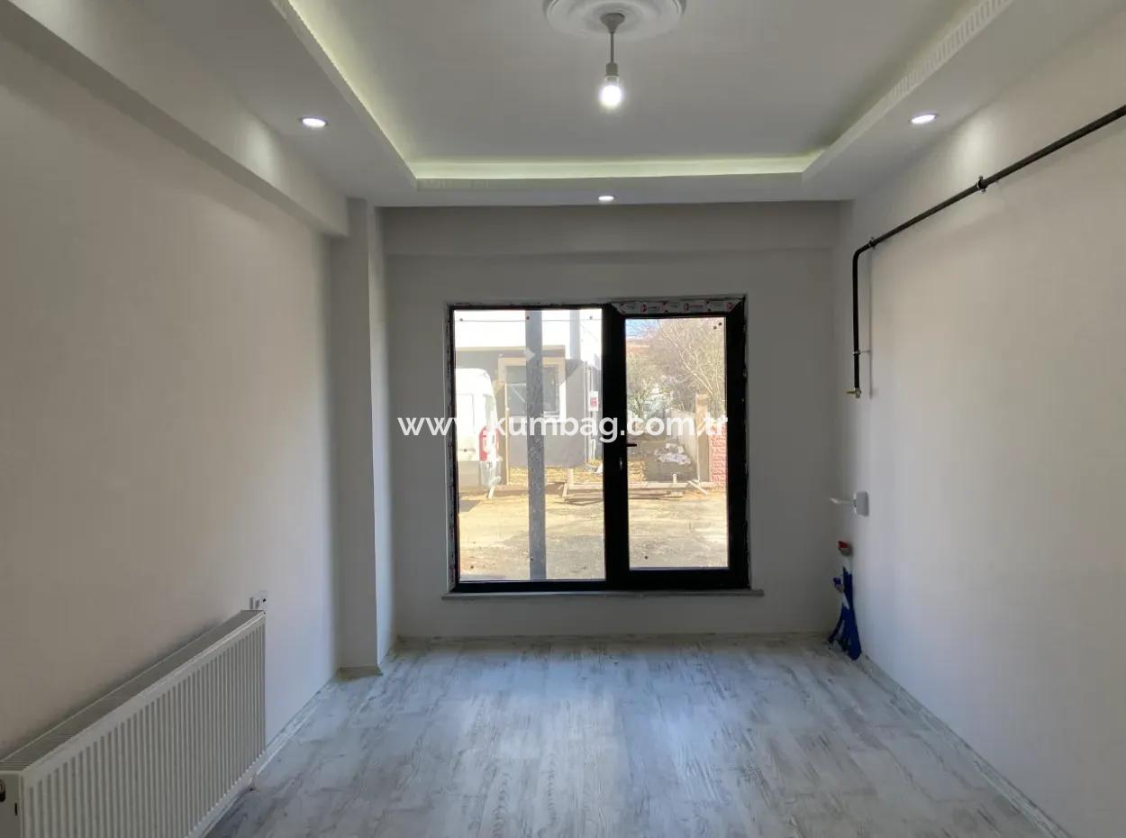 Kumbağ'da Denize Yakin Yeni Bitmiş Sifir Satilik 1+1 Daire