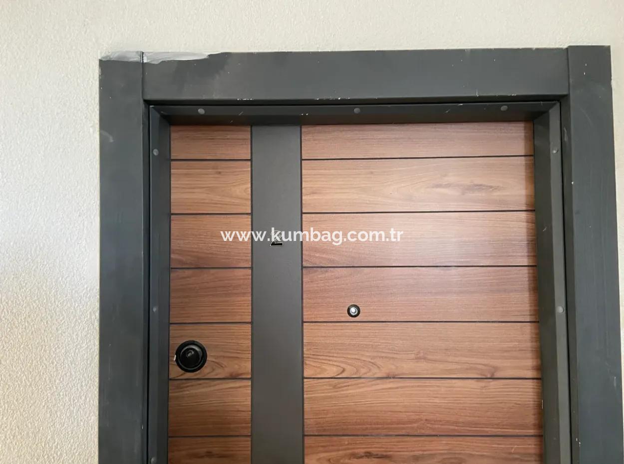 Kumbağ'da Denize Yakin Yeni Bitmiş Sifir Satilik 1+1 Daire