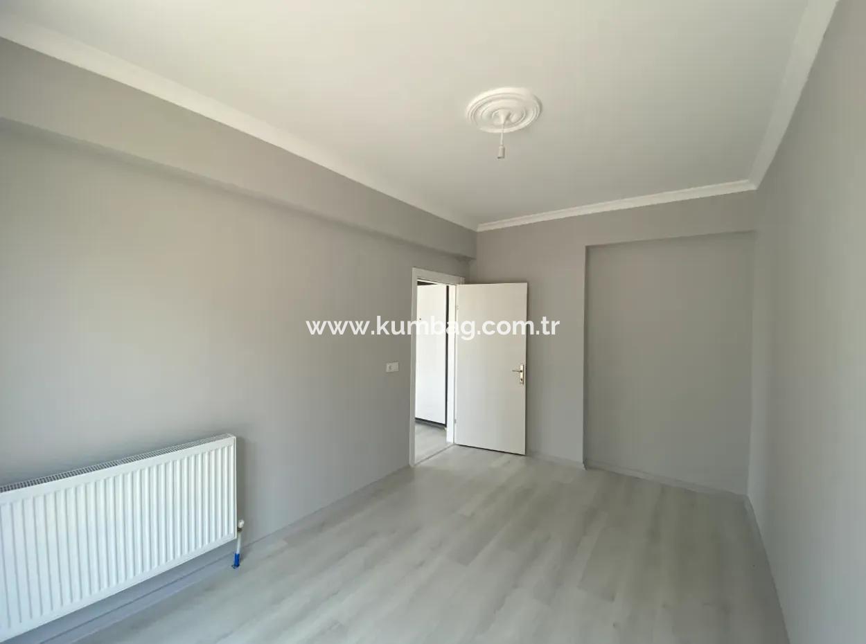 Kumbağ Geniş Bahçeli Yeni Binada Doğalgazlı Kiralık 1+1