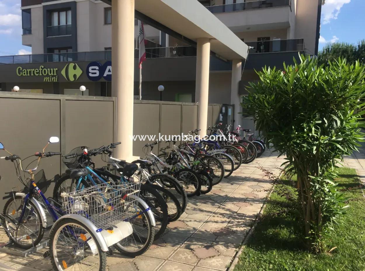 Kumbağ Havuzlu Site İçerisinde Satilik Eşyali 2+1