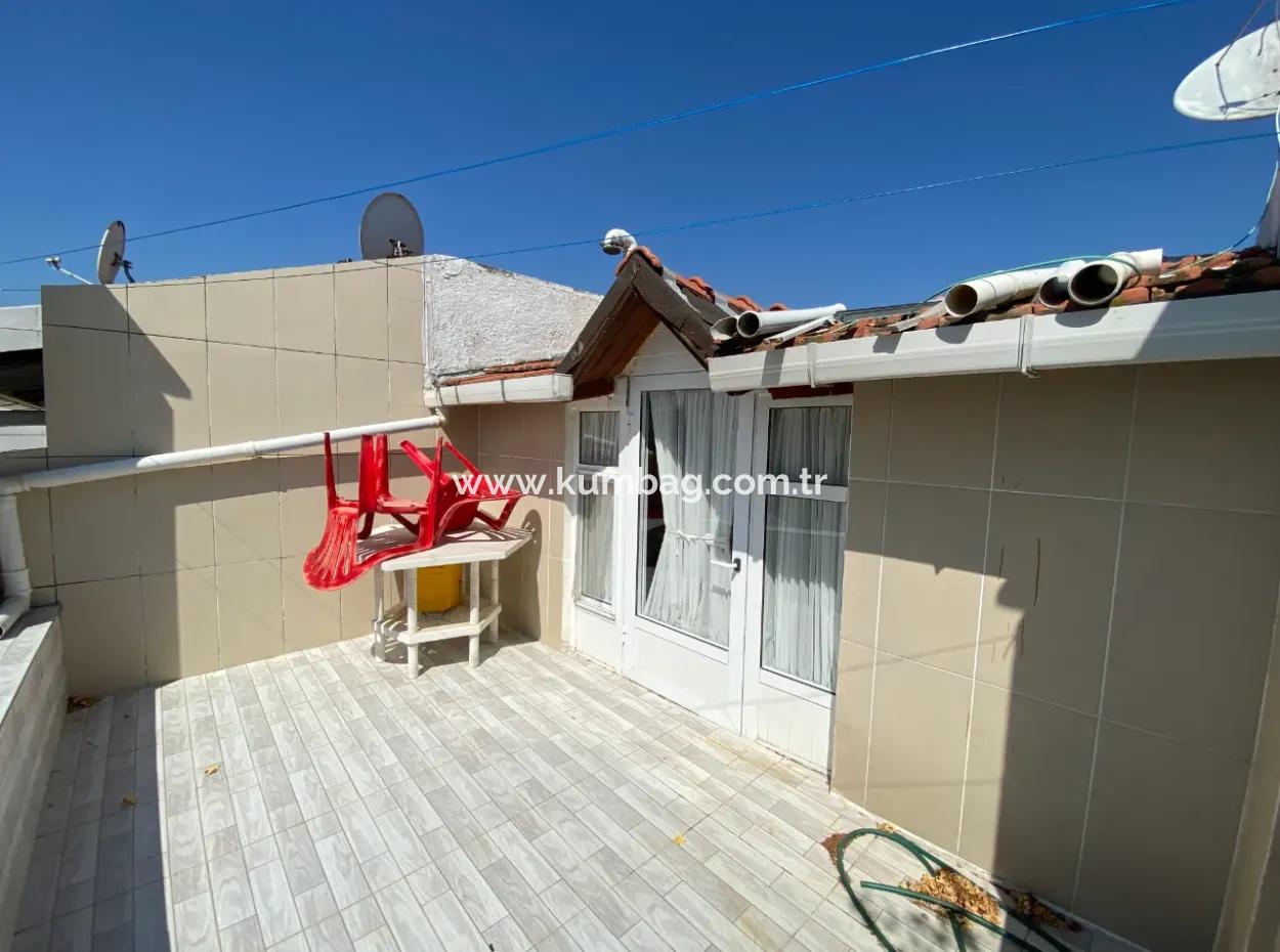 Havuzlu Site İçerisinde Deniz Manzarali 3+1 Villa