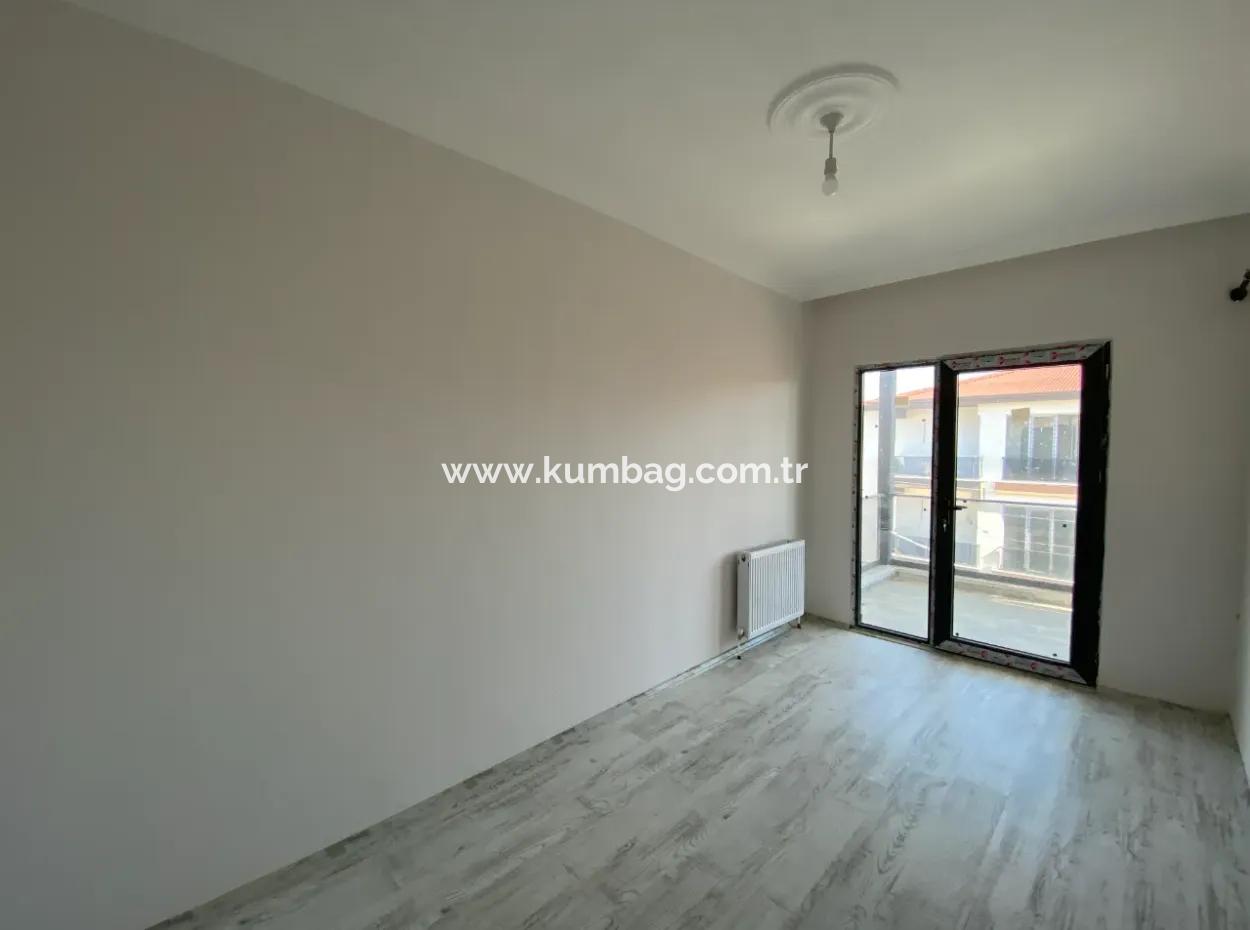 2 1 Wohnung Zum Verkauf In Kumbağ In Der Nähe Des Meeres