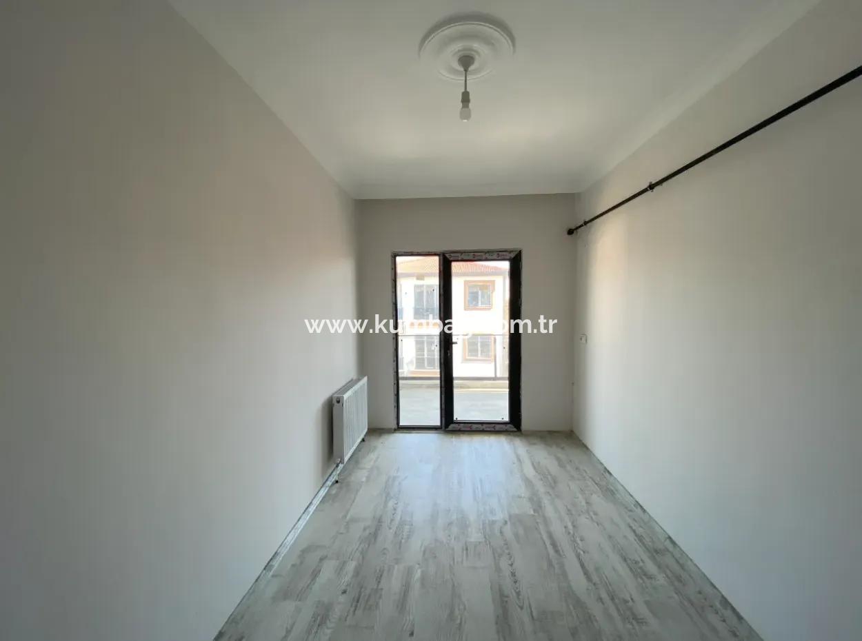 2 1 Wohnung Zum Verkauf In Kumbağ In Der Nähe Des Meeres