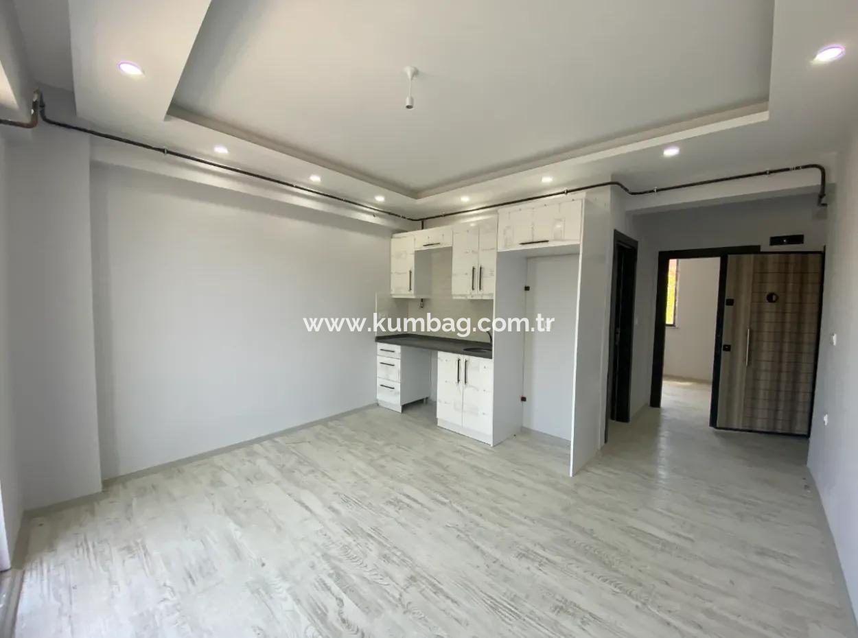 Kumbağ Gündal Plajina Yakin Konumda Sifir 1+1 Daire