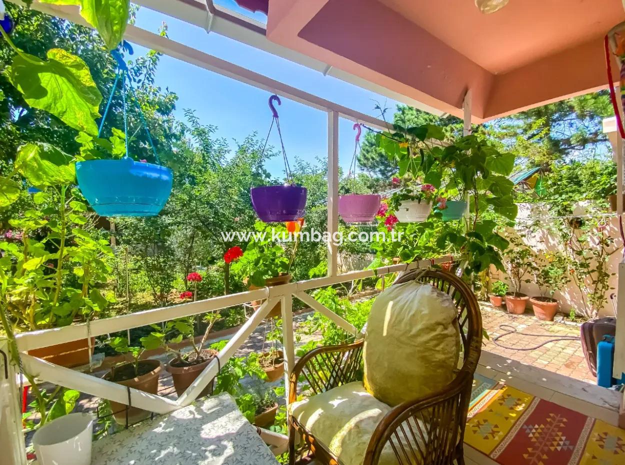Kumbağ Merkezde Denize Ve Ana Caddeye Sifir Site İçerisinde Kiralik 3+1 Villa
