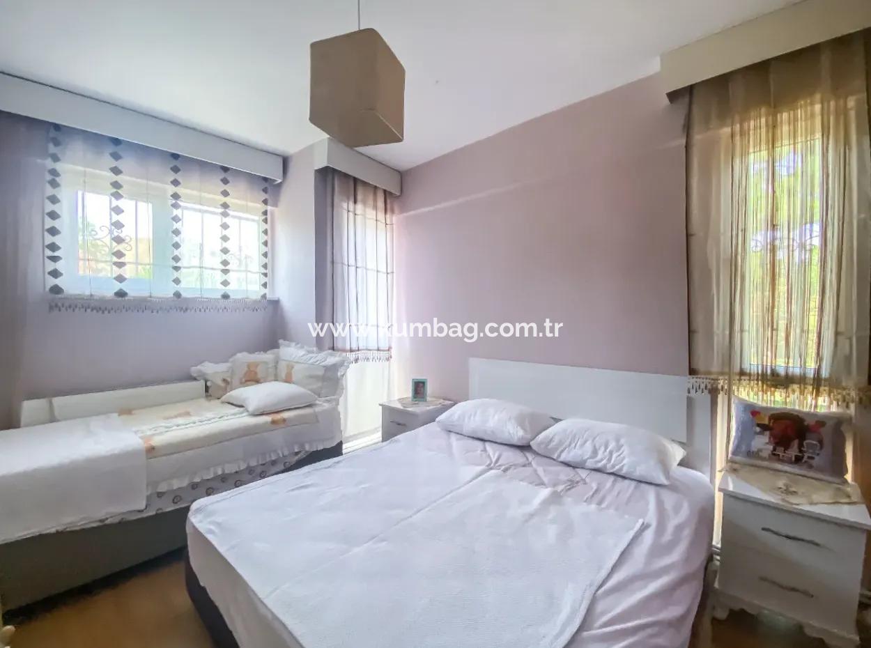 Kumbağ Merkezde Denize Ve Ana Caddeye Sifir Site İçerisinde Kiralik 3+1 Villa