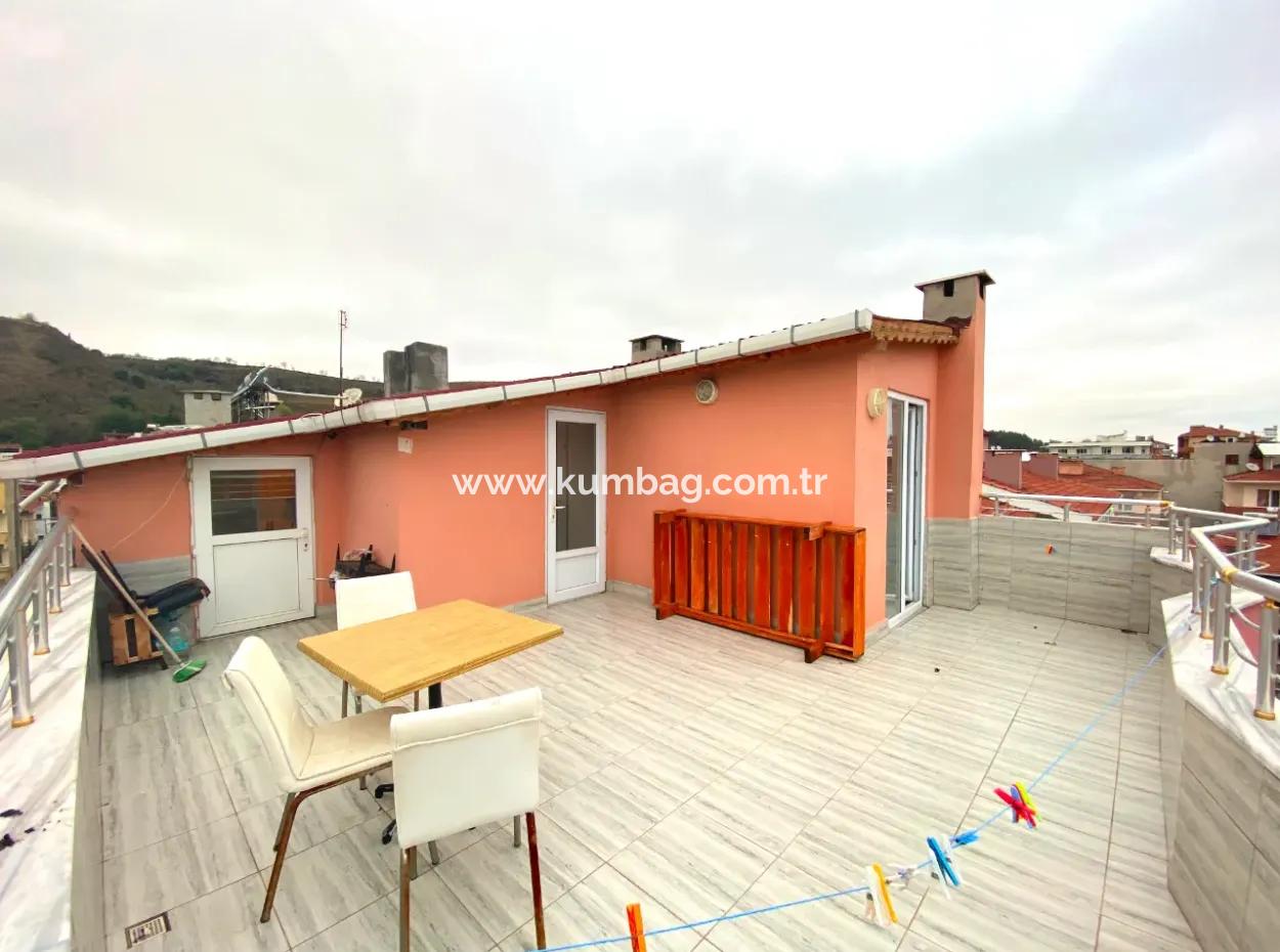 Kumbağ Pazar Sokaği Mevkii Eşyali Satilik 4+2 Daire