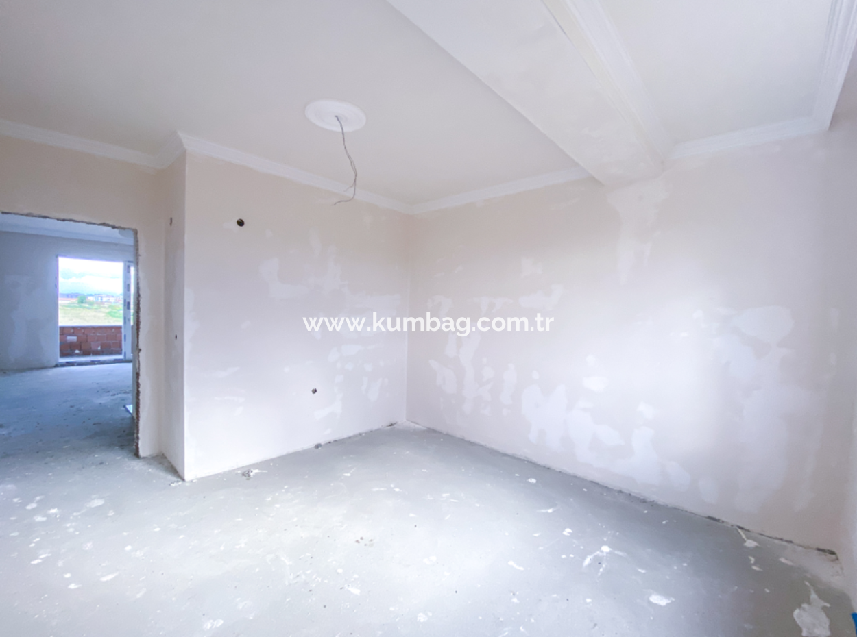 Brandneue 2 1 Wohnung Zum Verkauf In Einem Komplex Mit Pool In Kumbagh