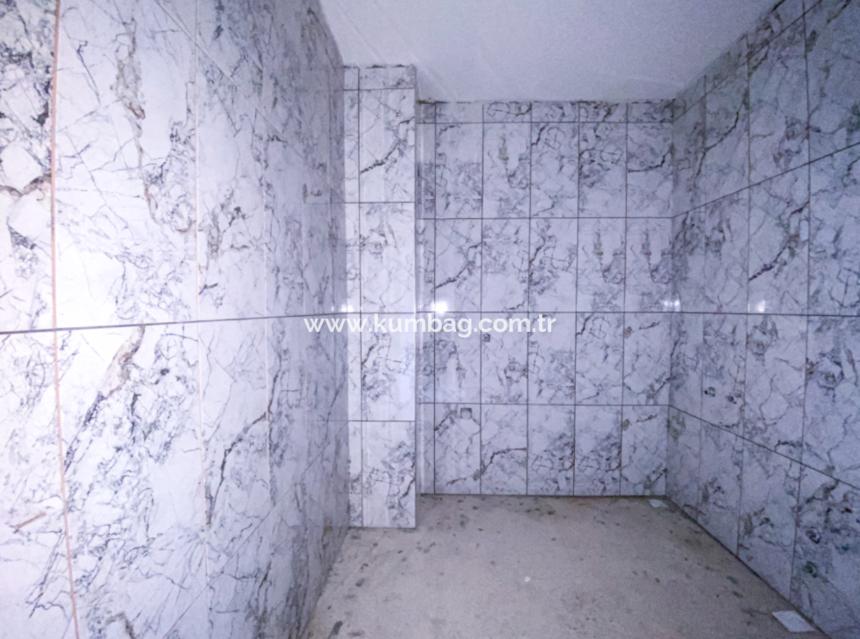 Brandneue 2 1 Wohnung Zum Verkauf In Einem Komplex Mit Pool In Kumbagh