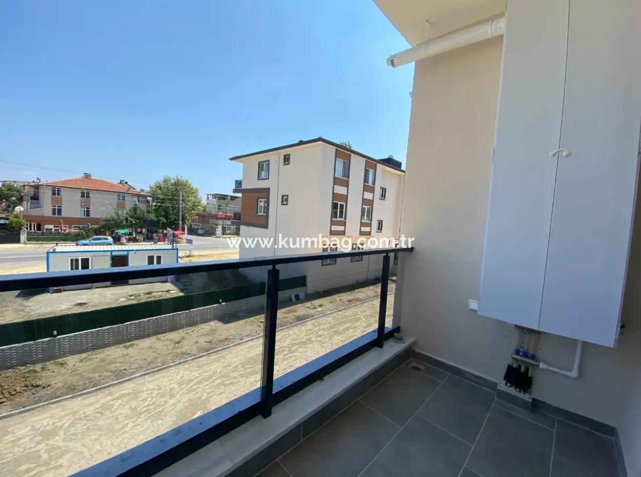 Kumbağ Ana Cadde Üzerinde Site İçi Kiralik 1+1 Daire
