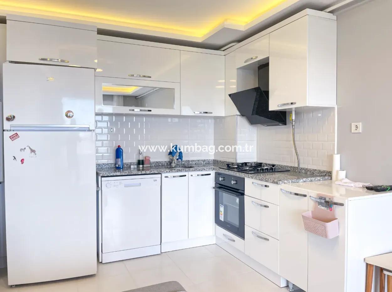 Kumbağ Denize Sifir Ve Havuzlu Site İçerisinde Satilik 2+1Daire