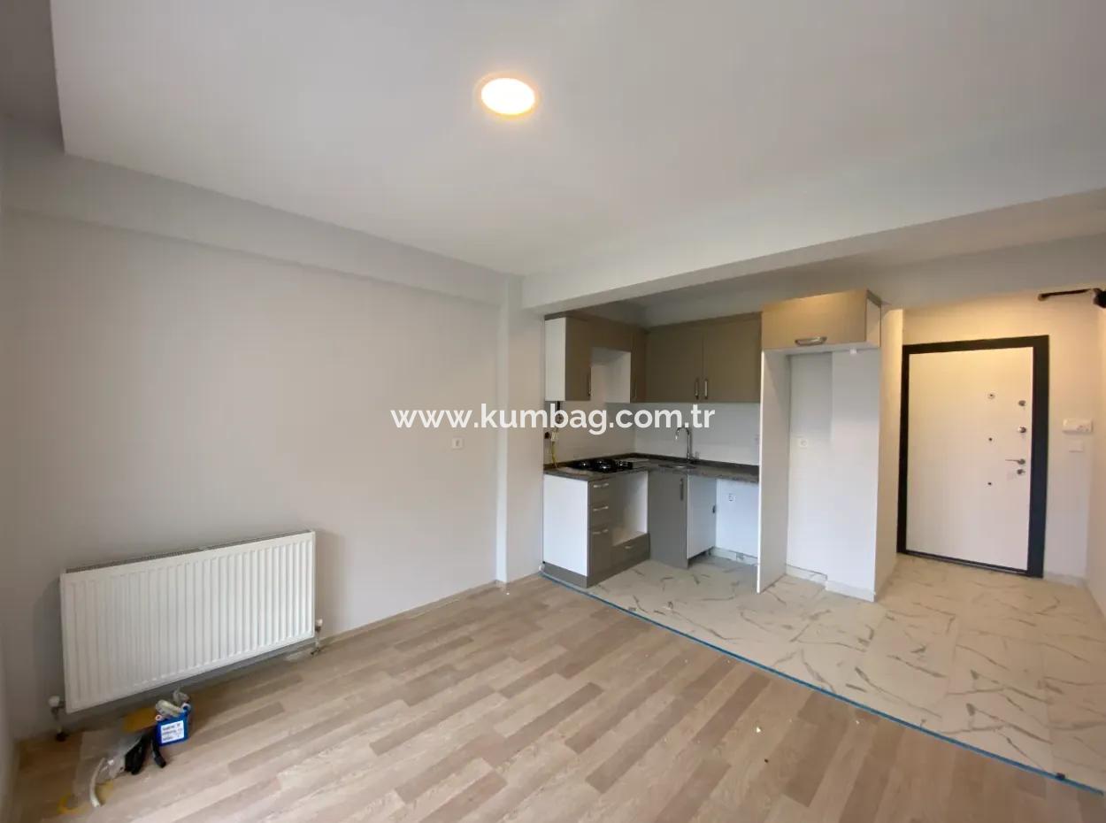 Kumbağ Merkezi Konumda Kiralik Sifir 1+1 Daire