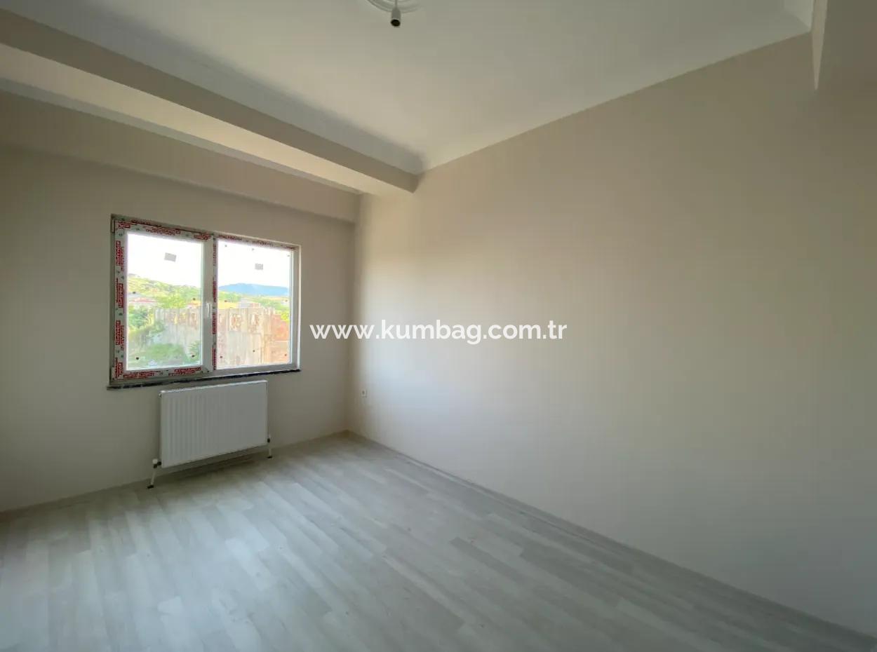 Kumbağ Havuzlu Sitede Denize Yakin Yaz-Kiş Kiralik 2+1 Sifir Daire