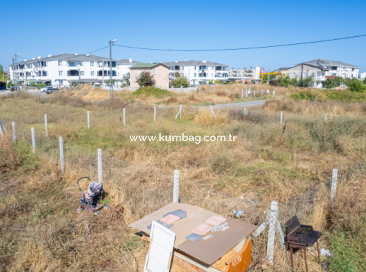 270 M2 Grundstück Mit Einzeltitelurkunde Zum Verkauf Mit Eckgrundstück In Kumbağ