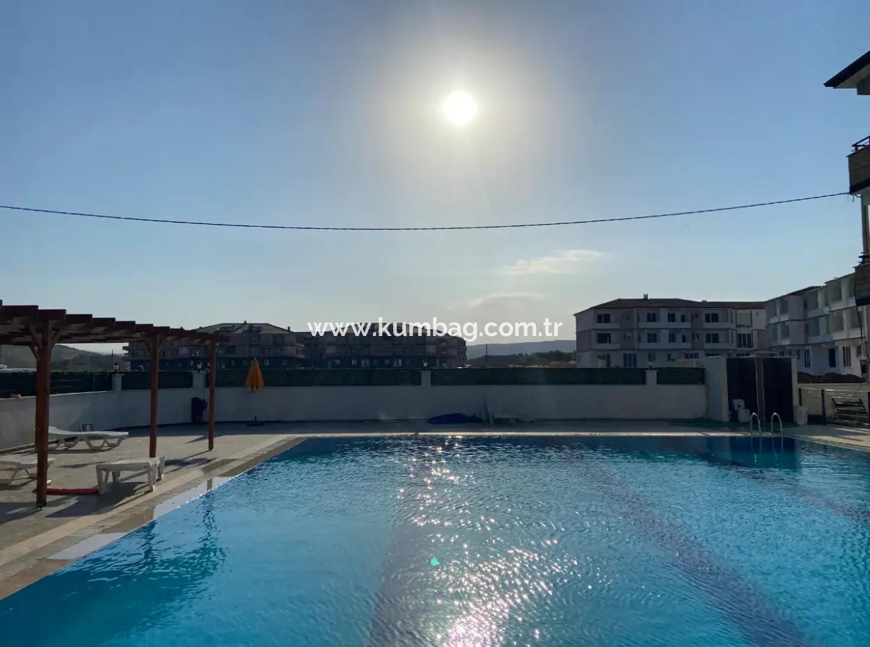 Kumbağ Havuzlu Ve Aquaparkli Sitede Yaz-Kiş Kiralik 2+1 Daire