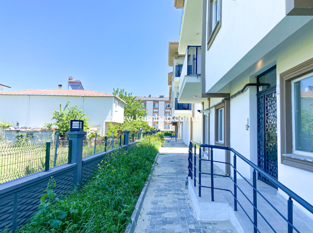 Kumbağ Mah. Havuzlu Site İçerisinde Satilik 2+1 Daireler