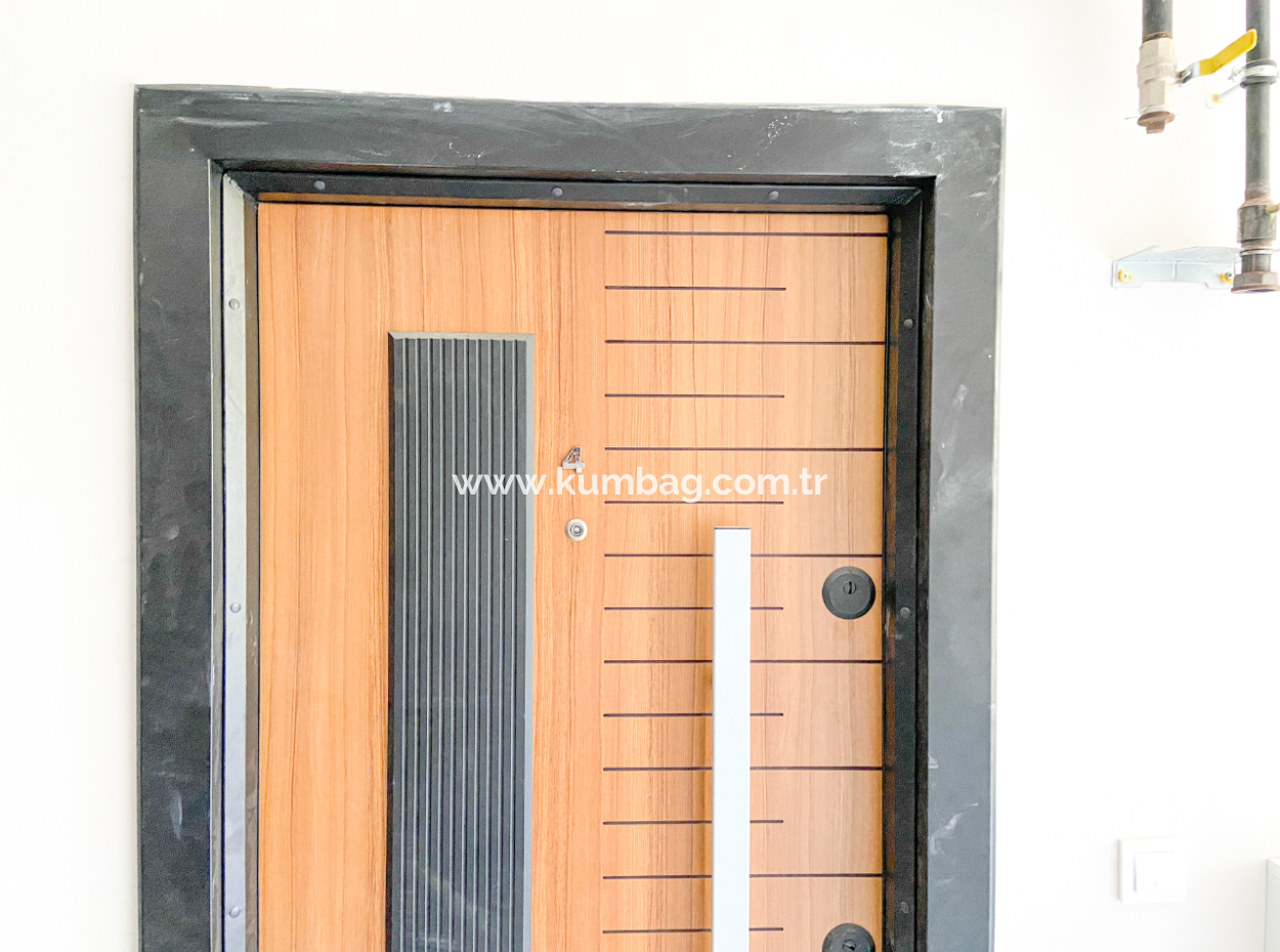 Kumbağ Mah. Havuzlu Site İçerisinde Satilik 2+1 Daireler