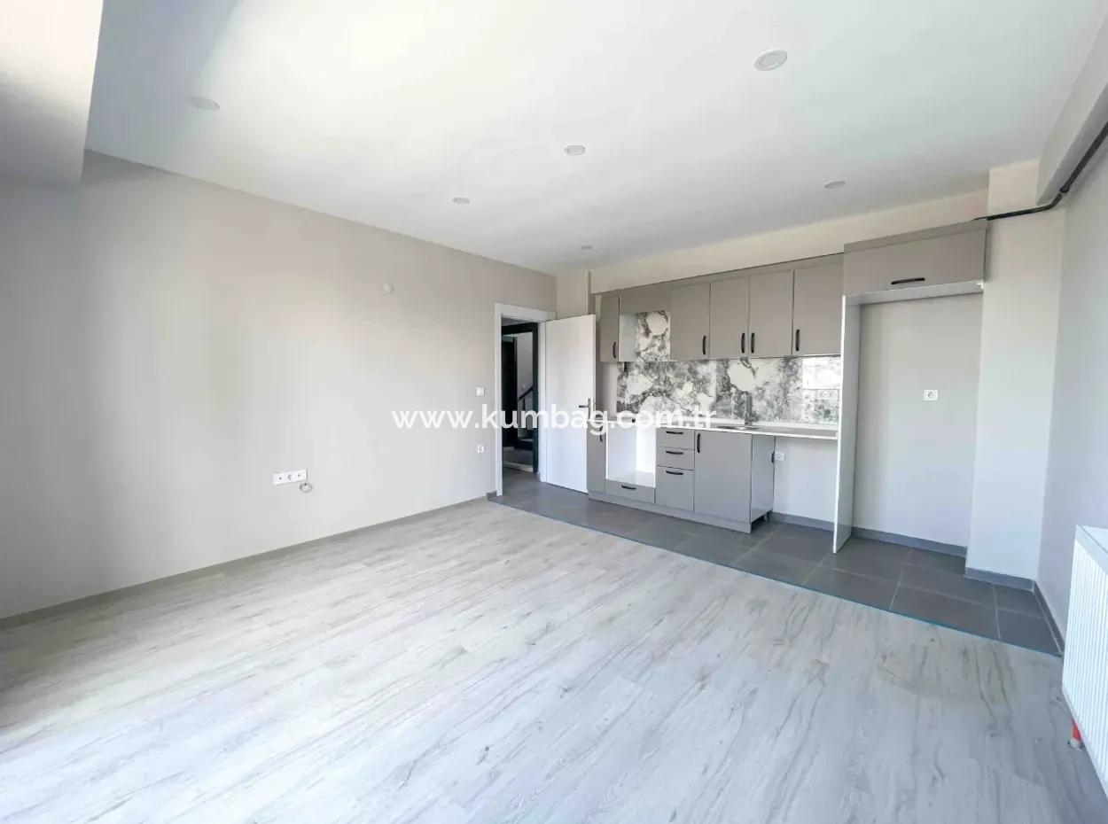 Luxus Neuer Verkauf 1 1 Wohnung In Der Nähe Des Meeres Auf Der Strasse In Kumbagh