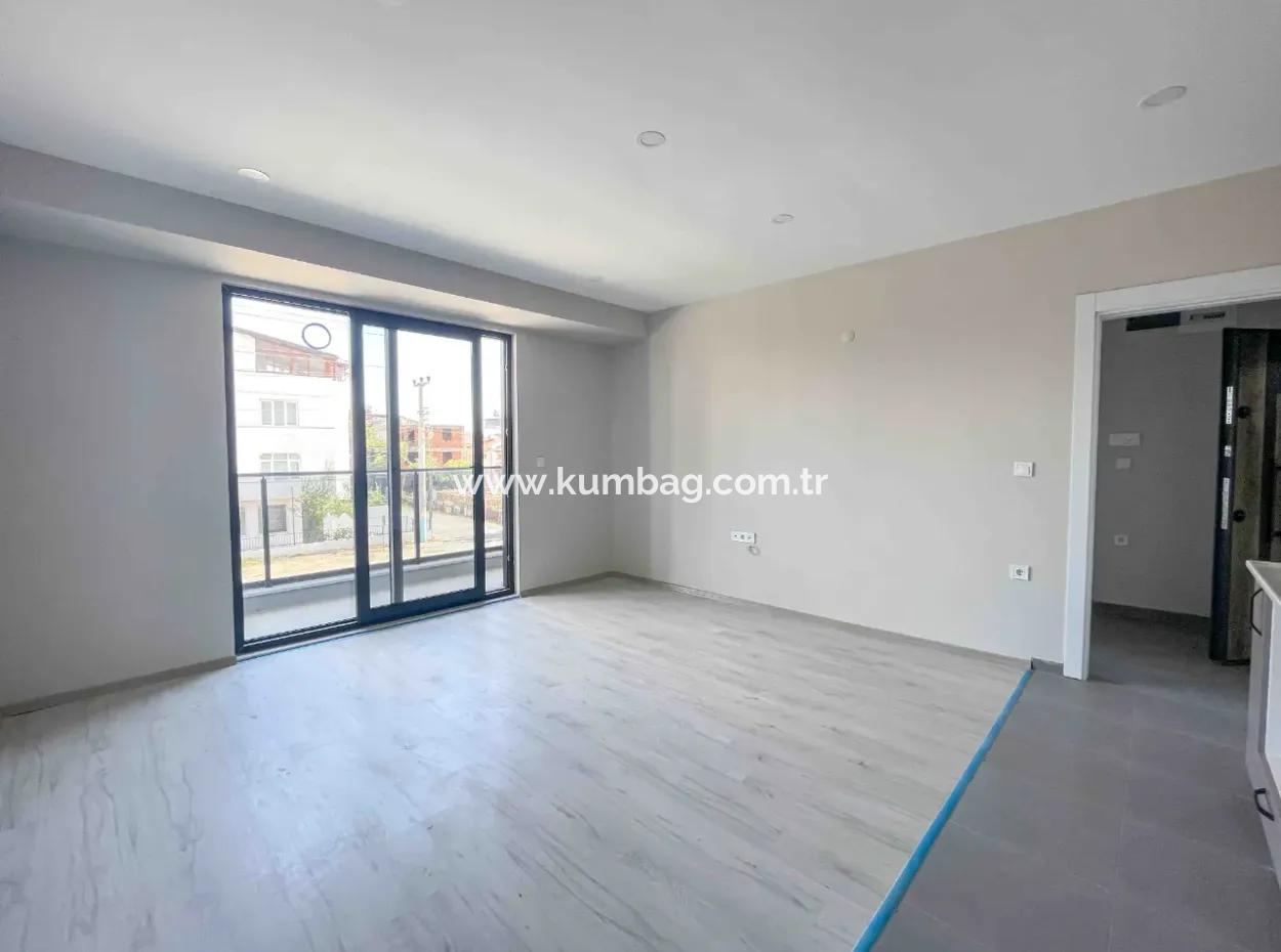 Luxus Neuer Verkauf 1 1 Wohnung In Der Nähe Des Meeres Auf Der Strasse In Kumbagh