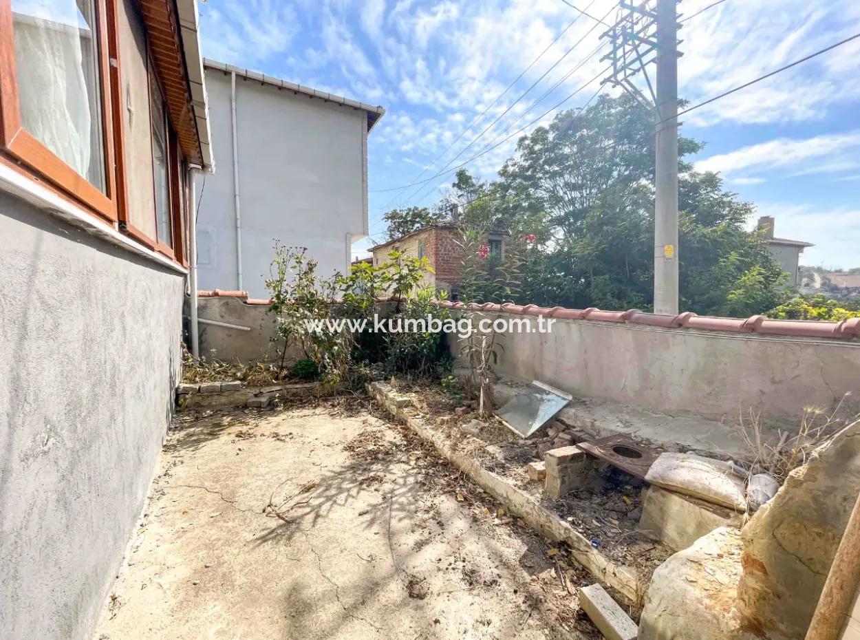 2 1 Freistehendes Haus Mit Grossem Garten In Barbaros Nachbarschaft