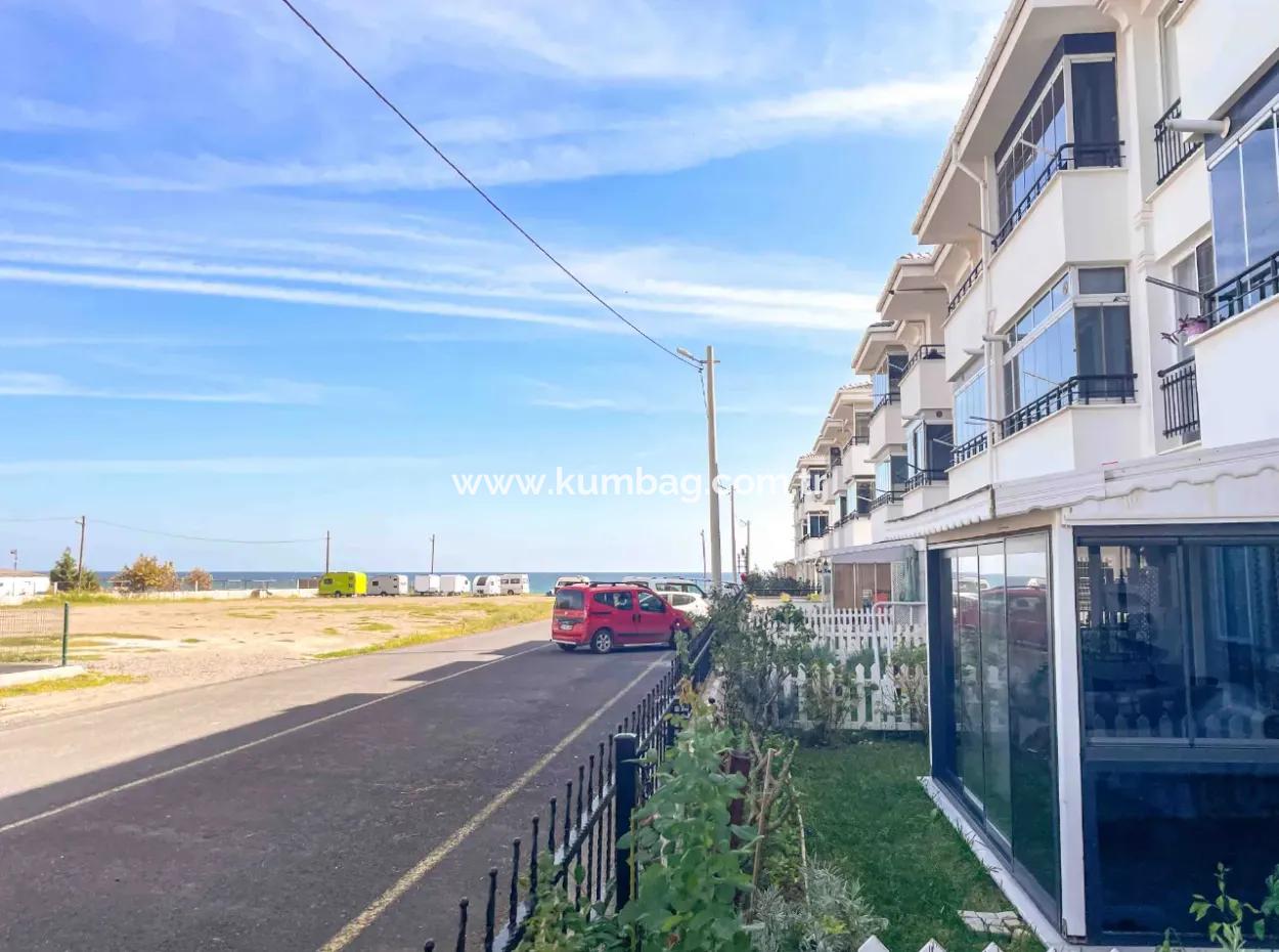 Zu Verkaufen In Einem Komplex Mit Garten Und Pool Am Meer In Kumbağ 2 1