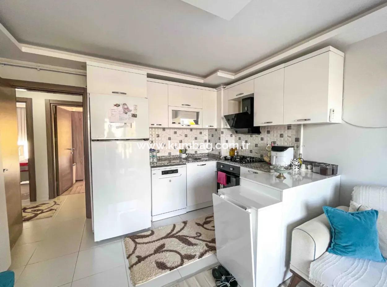 Zu Verkaufen In Einem Komplex Mit Garten Und Pool Am Meer In Kumbağ 2 1