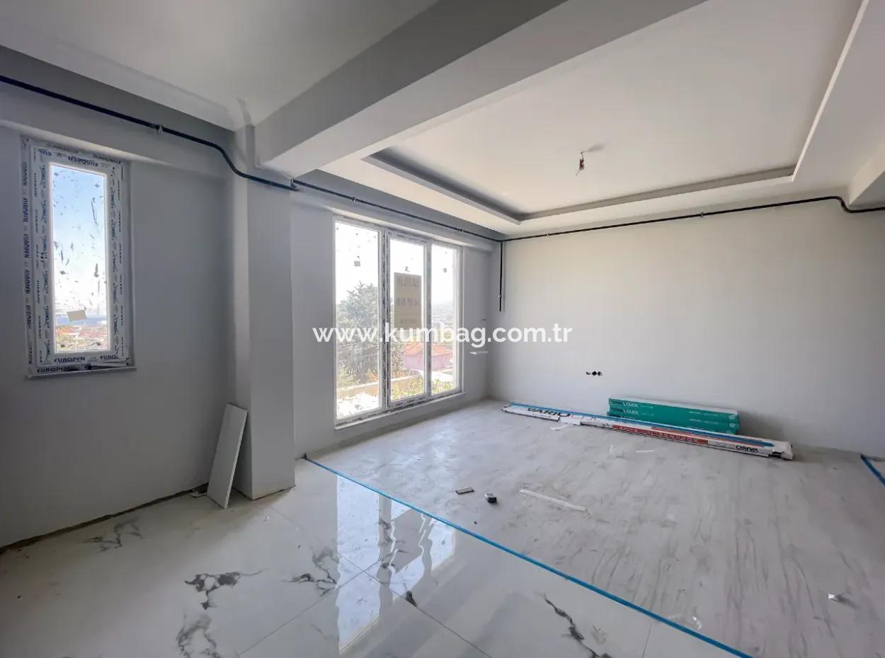 Neu 1 1 Wohnung Zum Verkauf Mit Garten Mit Meerblick In Kumbag