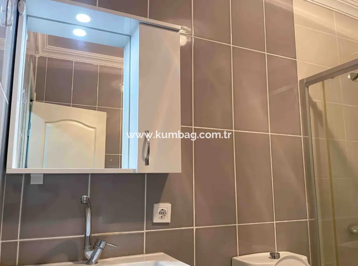 1 1 Wohnung Zum Verkauf Geräumig Mit Pool In Der Nähe Des Meeres Mit Herrlicher Aussicht