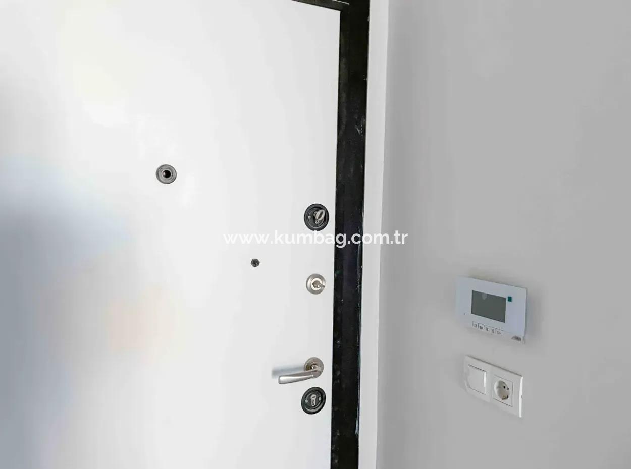 Zero 1 1 Wohnung Zum Verkauf In Einem Komplex Auf Der Strasse In Kumbagh