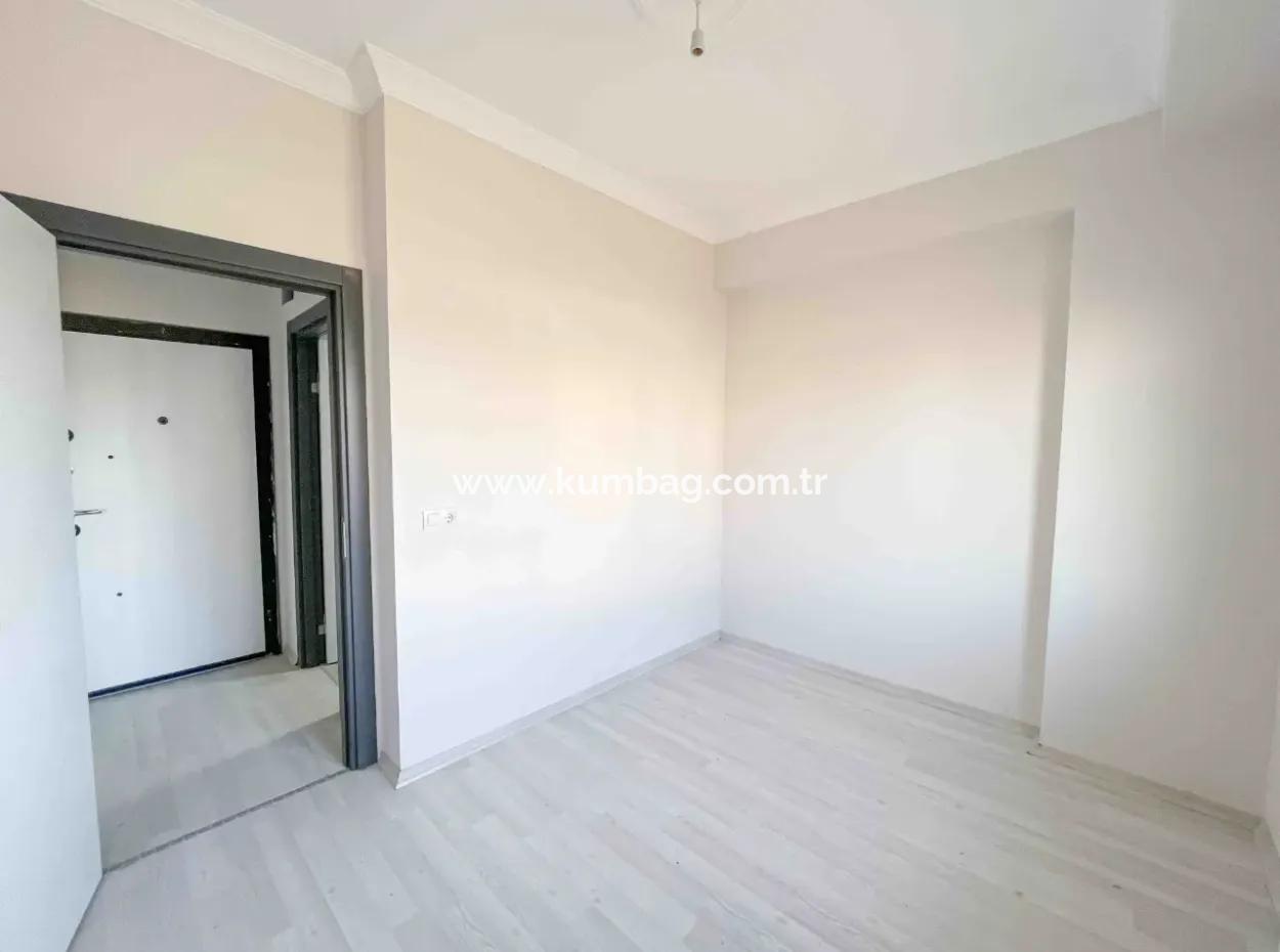 Zero 1 1 Wohnung Zum Verkauf In Einem Komplex Auf Der Strasse In Kumbagh