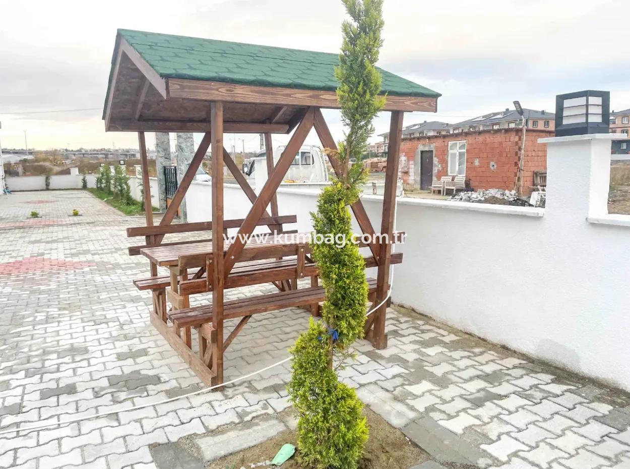 Neu 1 1 Wohnung Zum Verkauf In Kumbagh Mit Garten In Einem Komplex Mit Pool