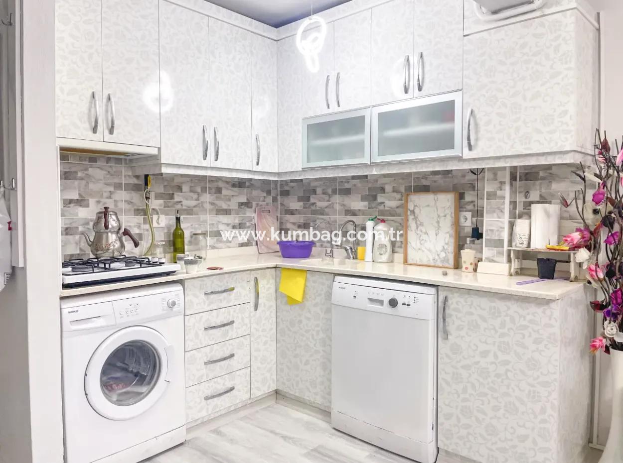 Möblierte Triplex Villa Zum Verkauf In Der Nähe Der Market Street In Kumbagh