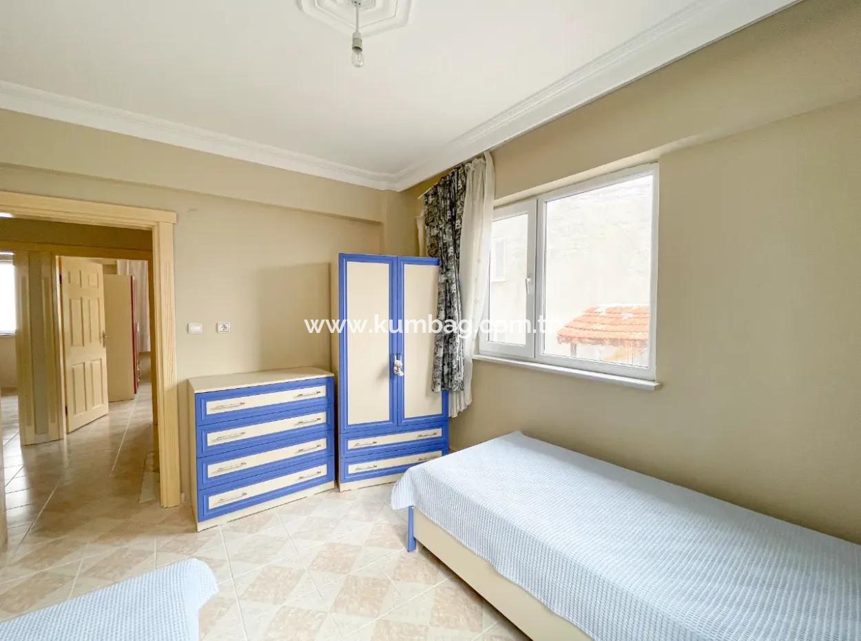 2 Stöckig 4 1 Einfamilienhaus Mit Garten Zu Verkaufen In Kumbag Zentrale Lage