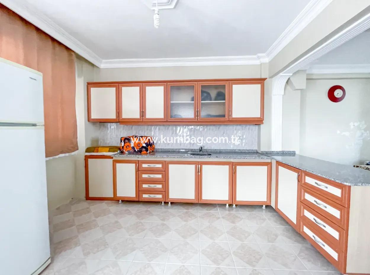 2 Stöckig 4 1 Einfamilienhaus Mit Garten Zu Verkaufen In Kumbag Zentrale Lage