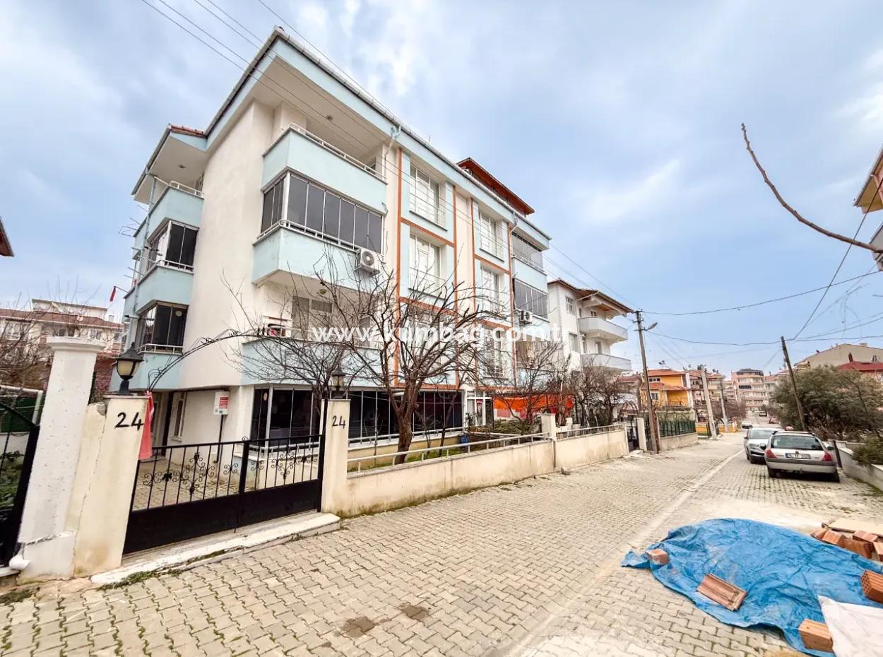 2 1 Wohnung Zum Verkauf Mit Doppelbalkon In Zentraler Lage Von Kumbağ