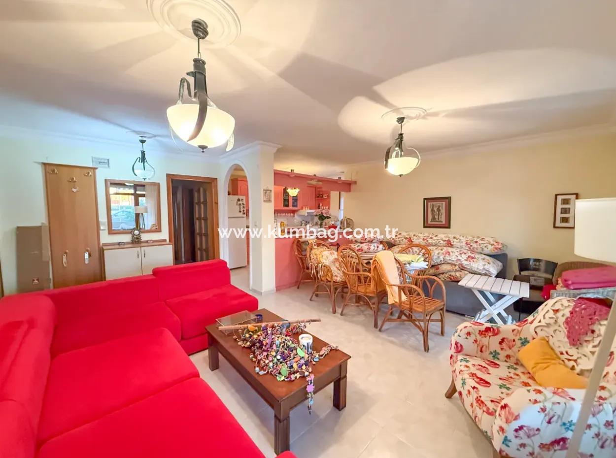 Sehr Grosse 2 1 Wohnung Zum Verkauf In Kumbağ Seafront Popular Complex