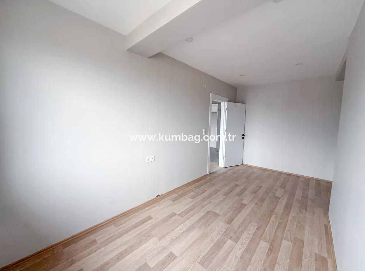 Luxus 1 1 Wohnungen In Der Nähe Des Meeres Und Der Strasse Im Kumbağ Pool Complex