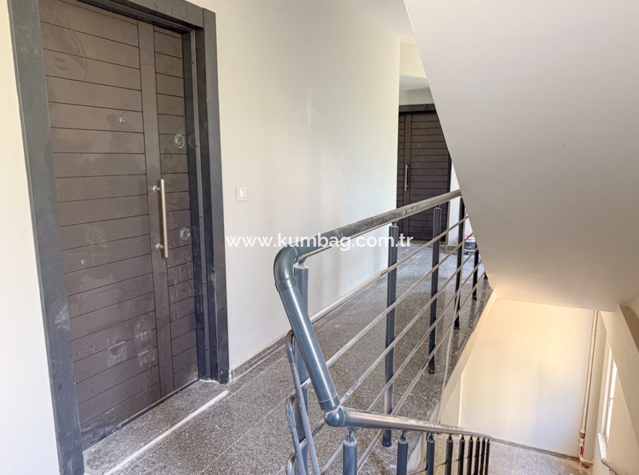 Neue 2 1 Wohnung Zum Verkauf Mit Garten Mit Meerblick In Kumbag