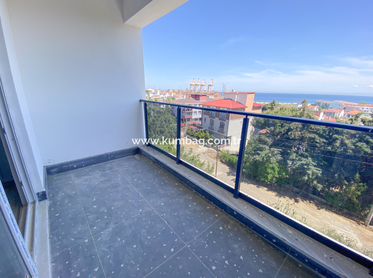 Neue 2 1 Wohnung Zu Vermieten Mit Meerblick Und Grossem Balkon In Kumbag