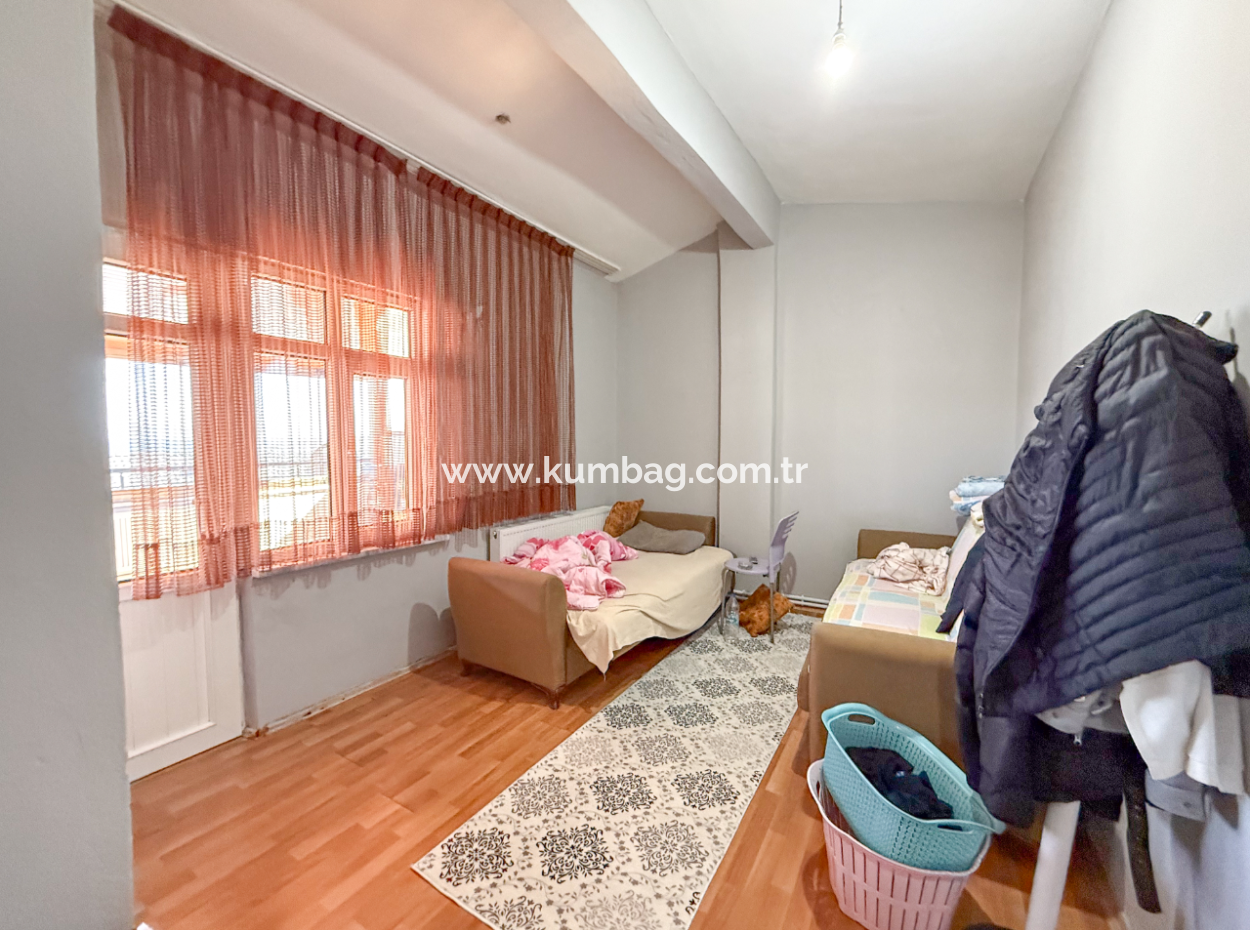 Triplex Einfamilienhaus Zum Verkauf Mit Meerblick Und Strassenfront