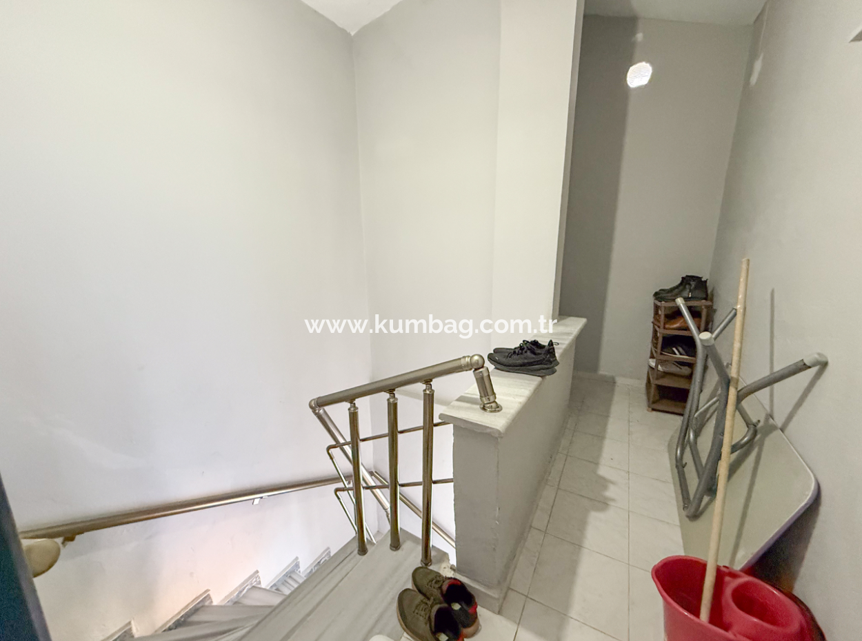 Triplex Einfamilienhaus Zum Verkauf Mit Meerblick Und Strassenfront