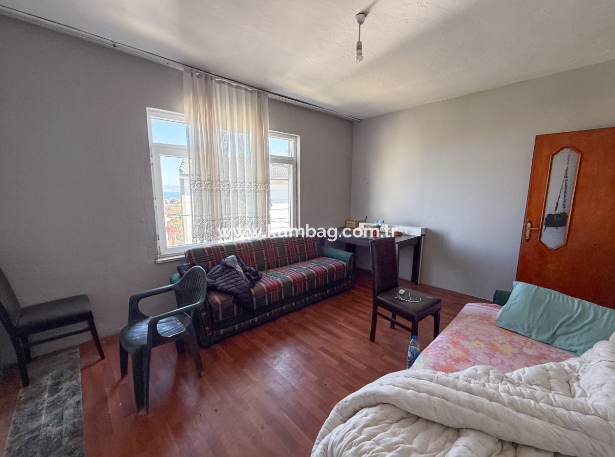 Triplex Einfamilienhaus Zum Verkauf Mit Meerblick Und Strassenfront