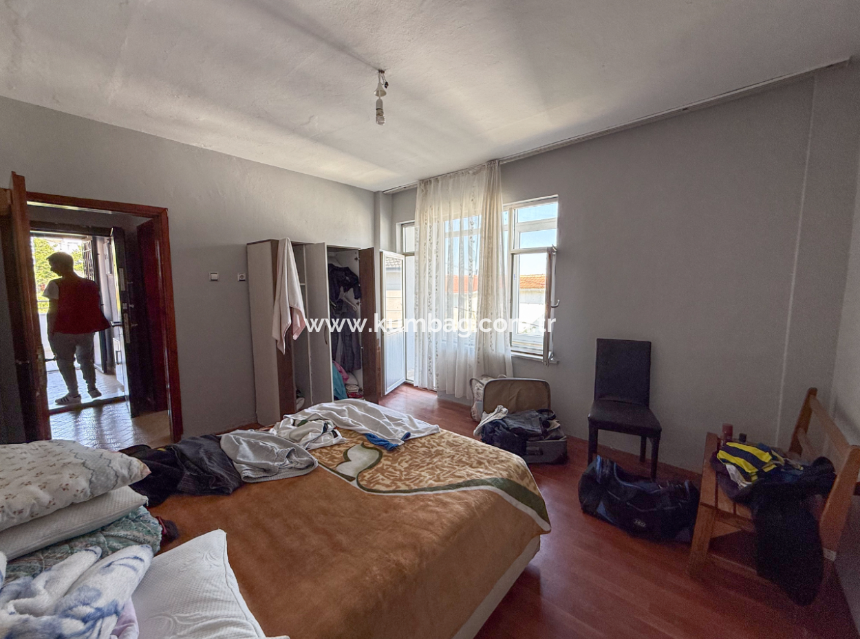 Triplex Einfamilienhaus Zum Verkauf Mit Meerblick Und Strassenfront