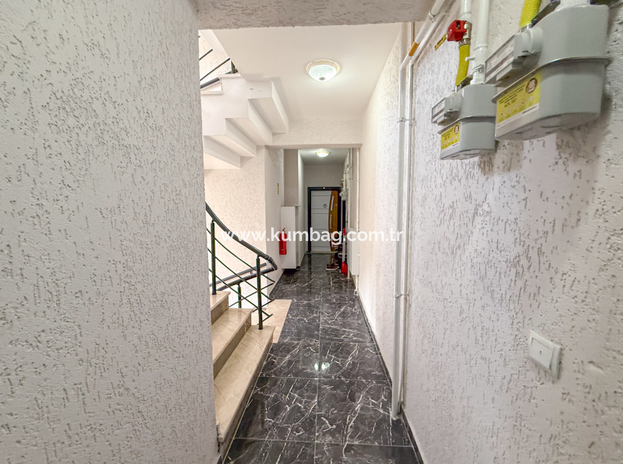 1 1 Wohnung Zu Vermieten In Einem Komplex An Der Vorderseite Der Hauptstrasse Von Kumbağ