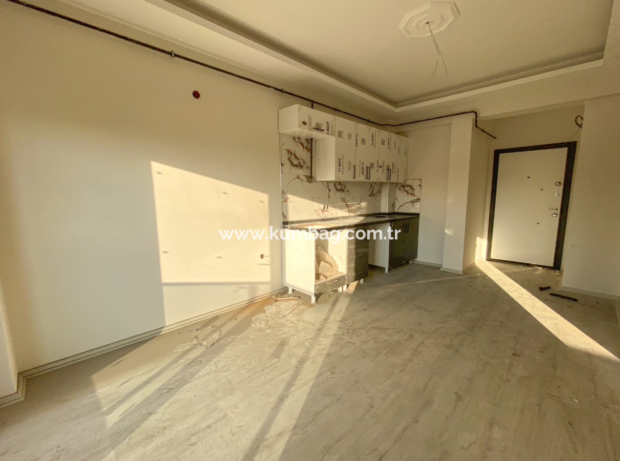 Neue Wohnungen Mit Pool 1 1 Zum Verkauf Auf Der Strasse In Kumbagh