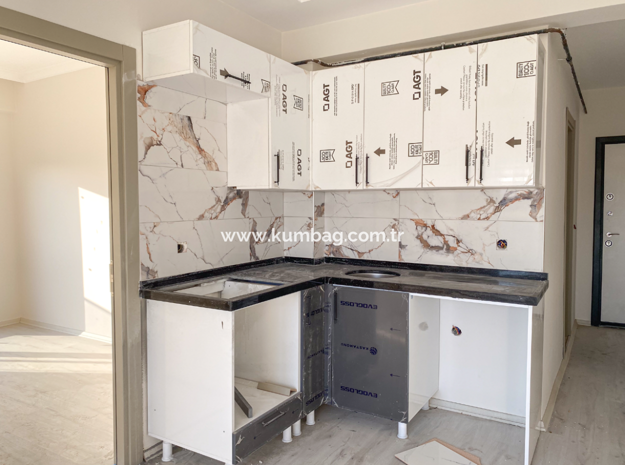 Neue Strasse Mit Pool 2 1 Wohnungen Zum Verkauf In Kumbagh