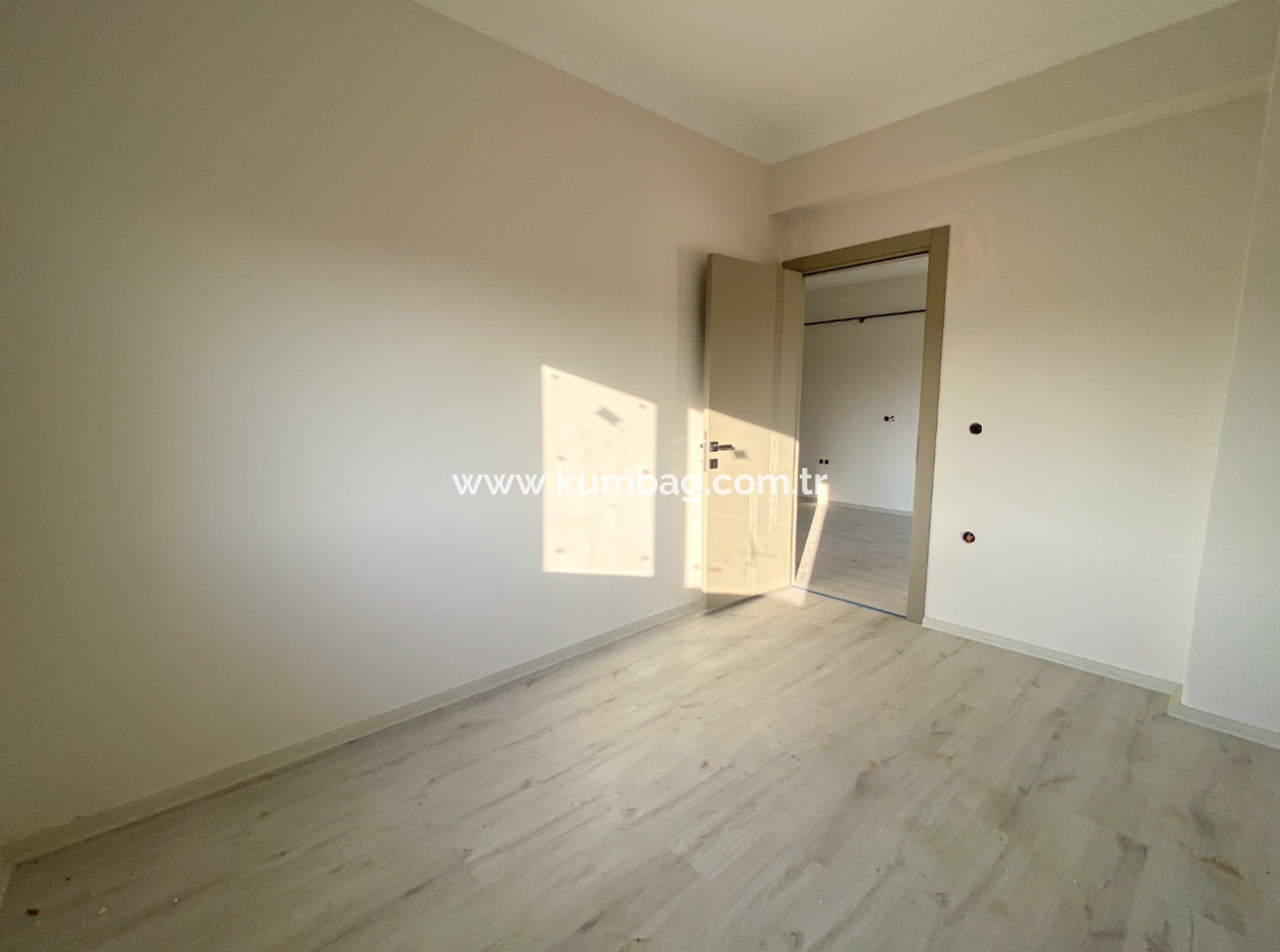 Neue Strasse Mit Pool 2 1 Wohnungen Zum Verkauf In Kumbagh