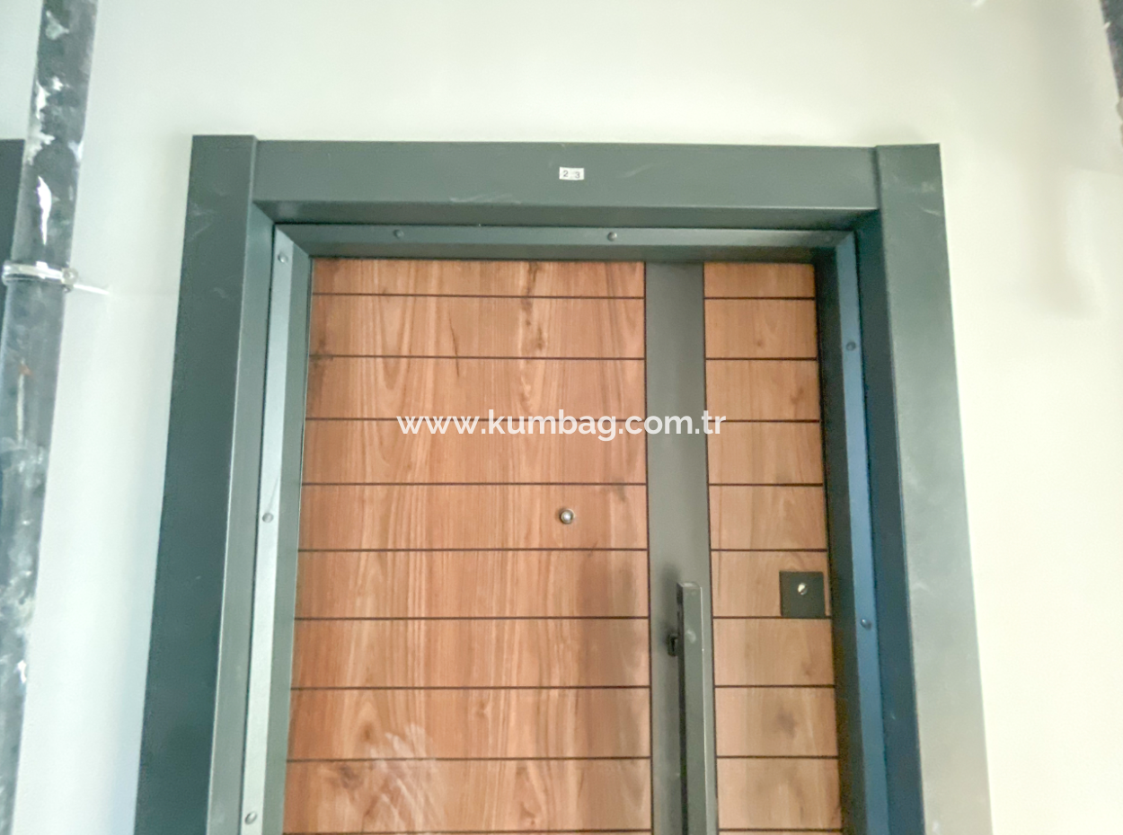 Neue Strasse Mit Pool 2 1 Wohnungen Zum Verkauf In Kumbagh